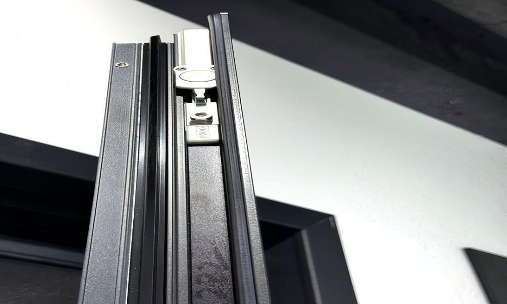 Thermal Break vs Standard Aluminum Windows: Which Is Better for Your Project?